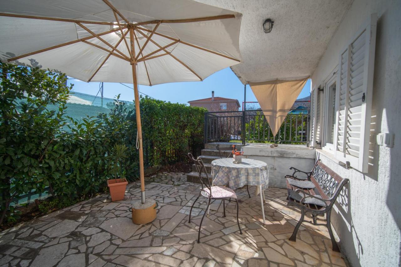 Apartman Zara Матульи Экстерьер фото